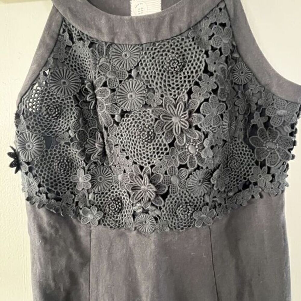 ANTHROPOLOGIE 9-hi5 stcl black Halter Empire Waist Lace Neck Lined shift dress 4 - Picture 9 of 13